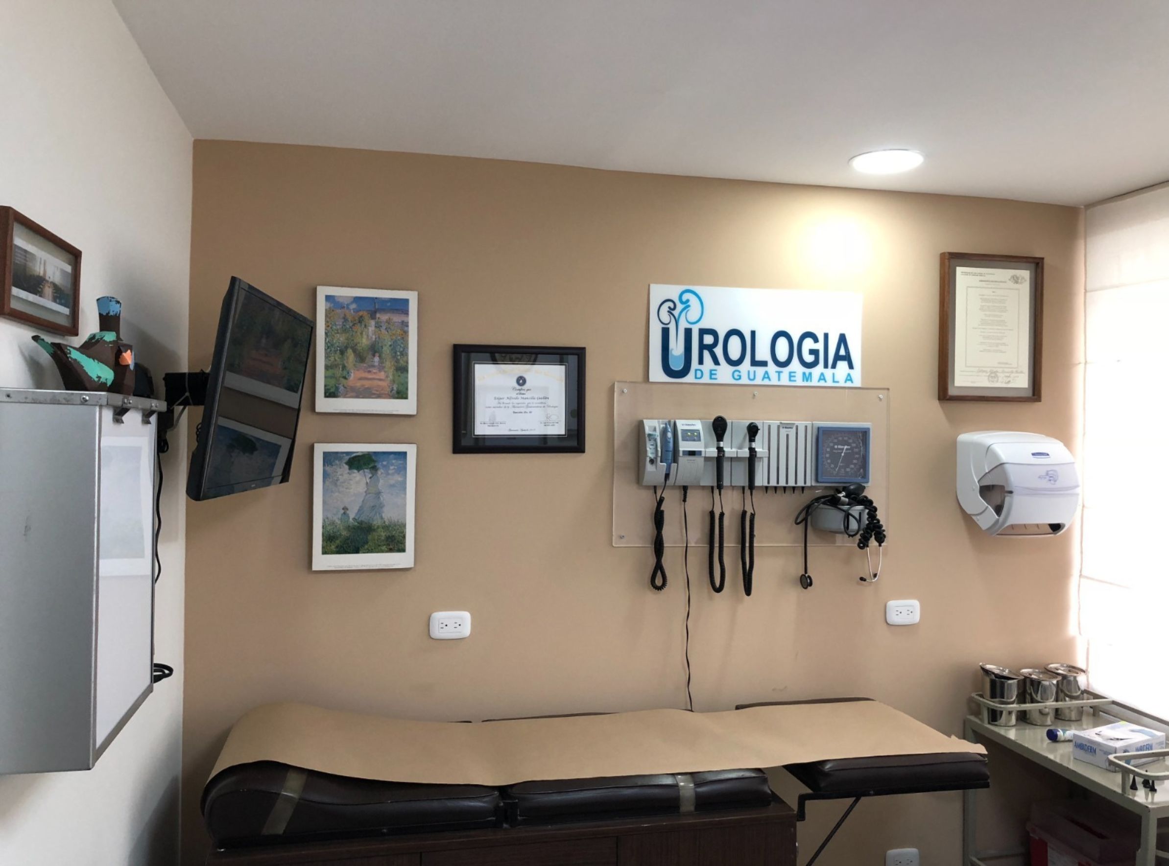 Consulta médica urológica en Guatemala